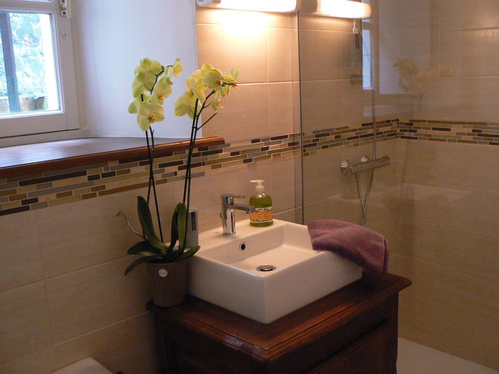 Logis Louisblanc, Muraille Romaine, Lit Queen-Size, Centre Ville Le Mans Zimmer foto